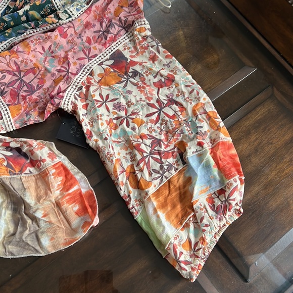 John Mark Plus Size Mixed Print Crochet Trim Square Neck 3/4 Cuff Sleeve - Picture 12 of 14